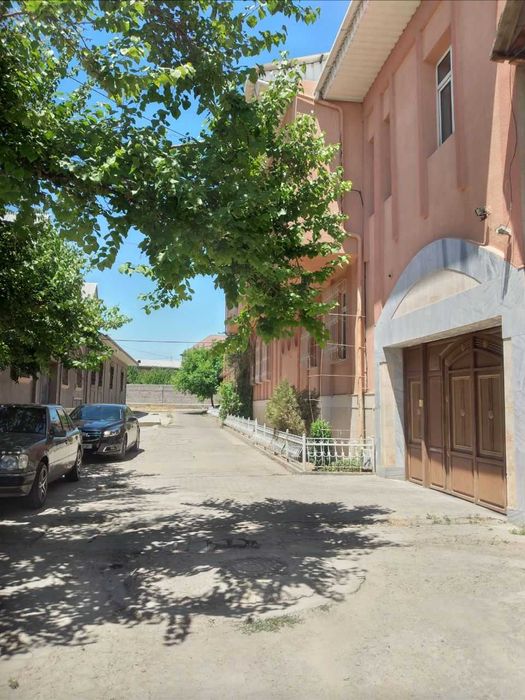 Продается участок 8,9 сот Ахил махала в Алмазар район. Можно в ИПОТЕКУ