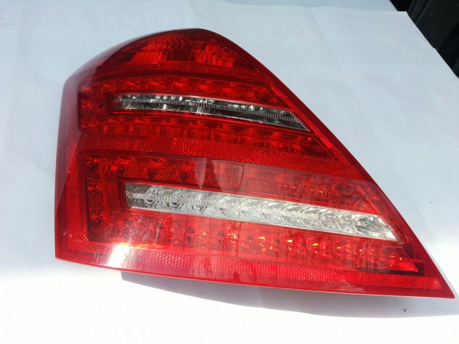 Стоп за мерцедес ляв