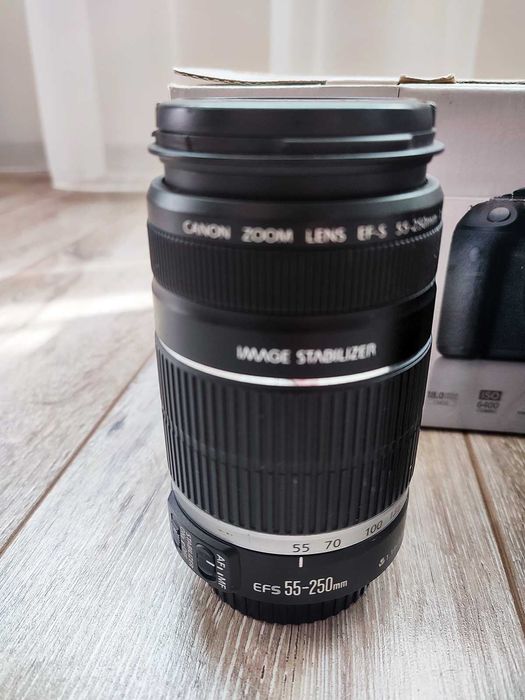 Фотопарат Canon EOS 600D + Обективи и аксесоари