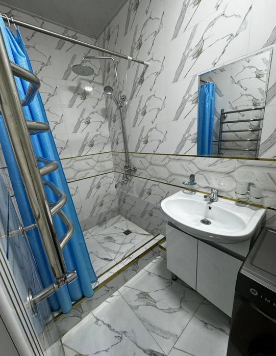 Shayxontohur tumani Paxtakor metro bekati yonida 2xonali kvartira .