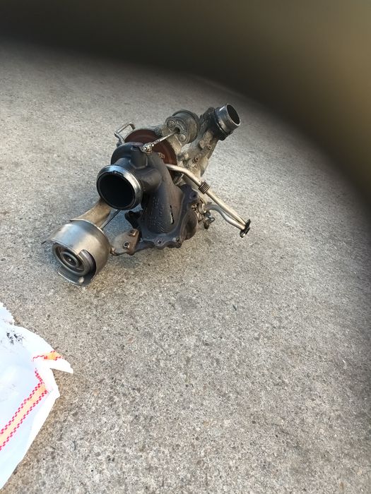 Piese pt motor de mercedes E class w212 biturbo din 2011