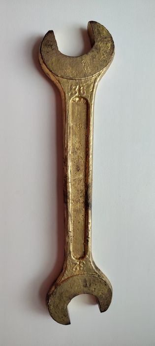 Продам гаечный ключ