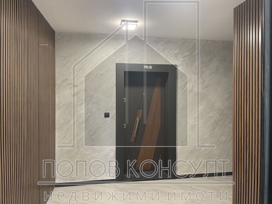 Продава се Тристаен апартамент в Пловдив, Кършияка - 130 кв.м за 1154 €/кв.м - Снимка #13