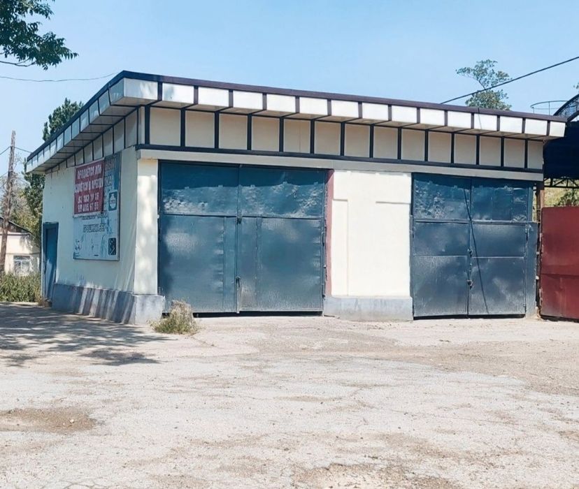 Нежилое помещение возле дороги сдам в аренду 2 бокса