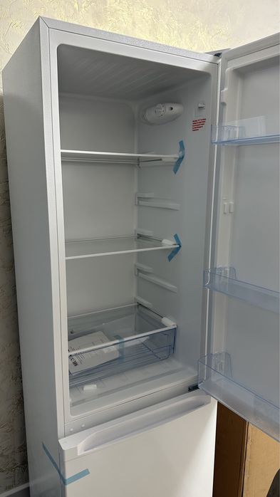 Продается новый холодильник