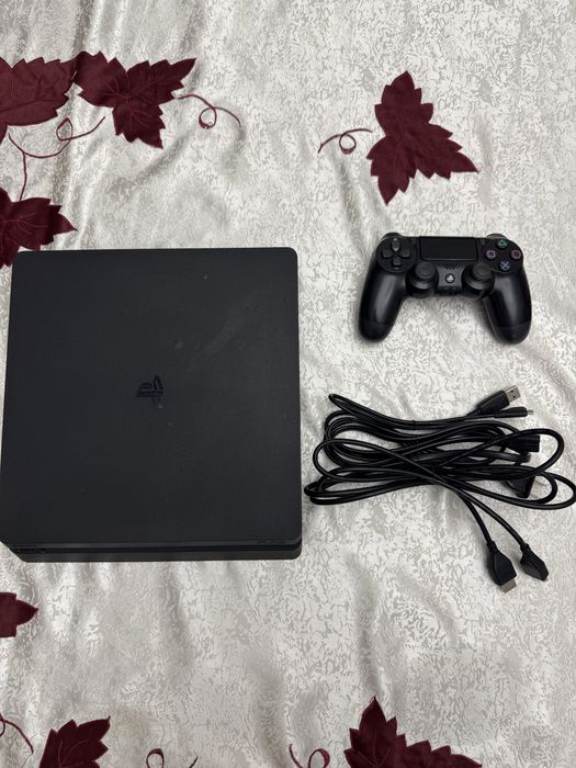 Playstation 4 slim