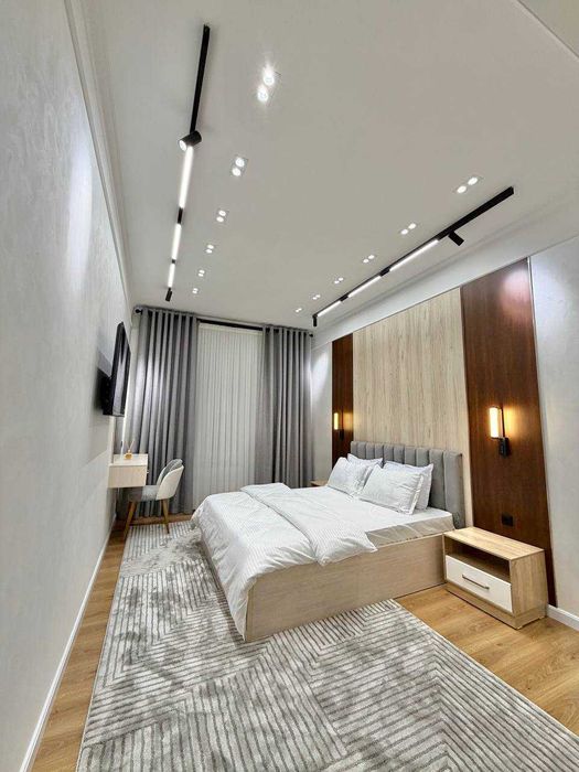 3 комнатная квартира СРОЧНО! новый ЕВРО ремонт, ориентир Циолковская