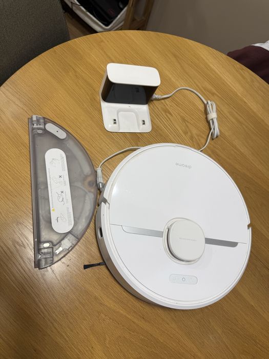 Пряхосмукачка робот Xiaomi Dreame D9