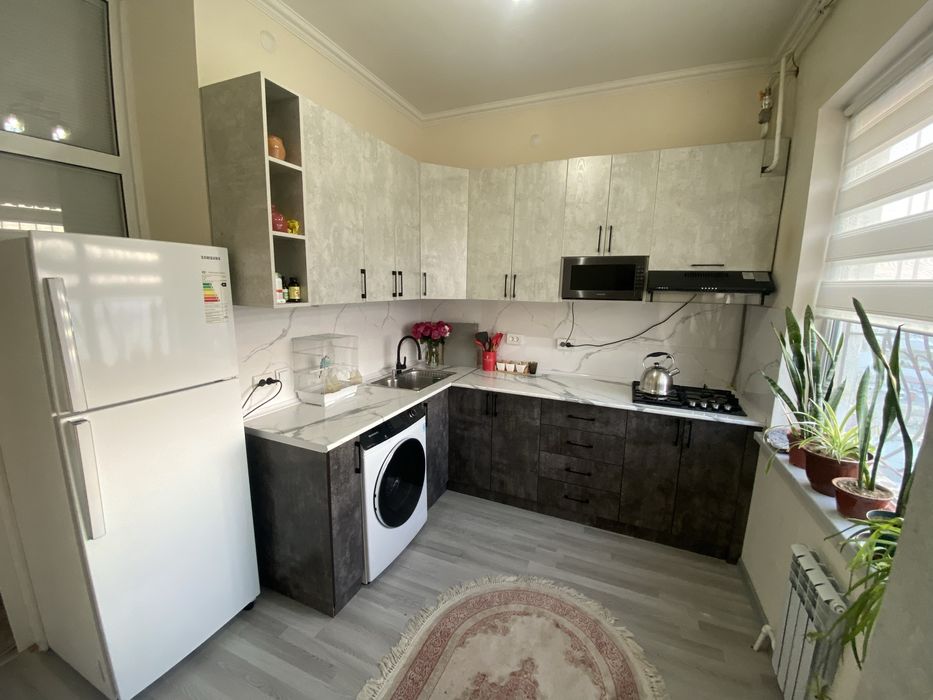 Продаётся 2х комнатная квартира