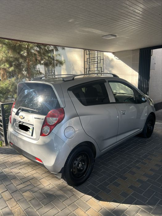 Продаётся Chevrolet Spark, 2015, механика