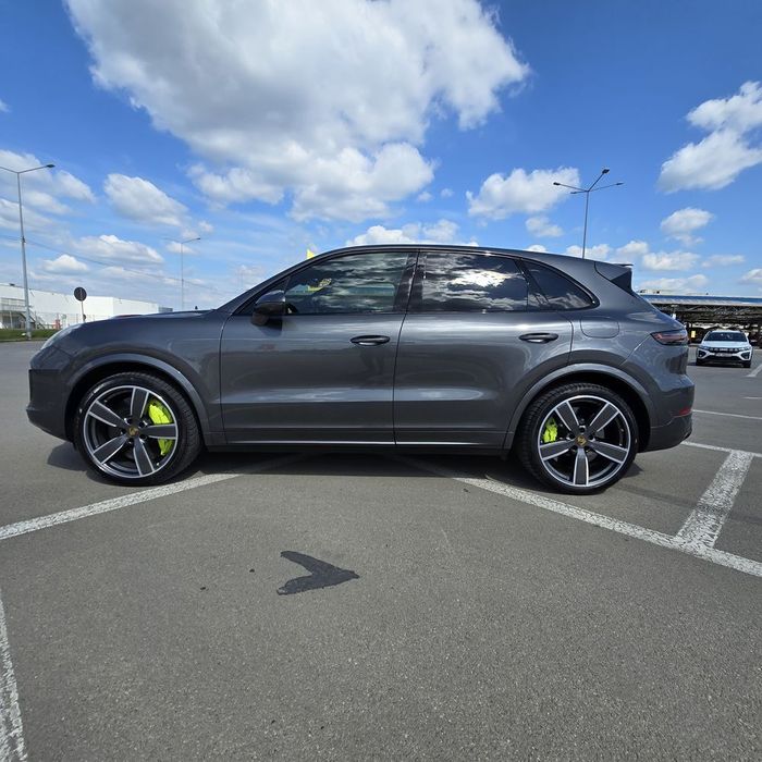 Porsche Cayenne Full option Garantie Porsche 680cpTva inclus predare leasing