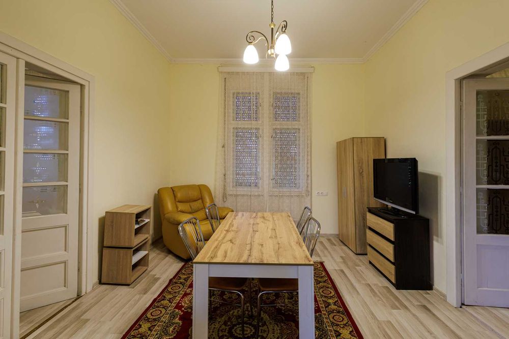 Casă deosebită de vânzare în Comloșu Mare