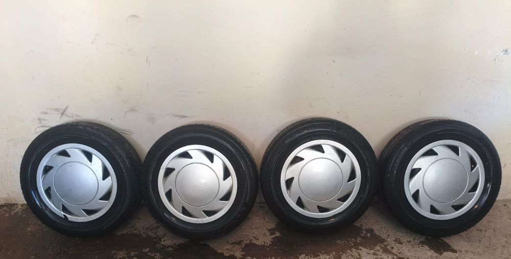 Шины летние Bridgestone полный комплект