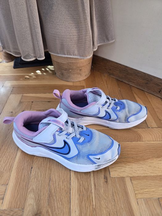 Nike runner.  34 размер