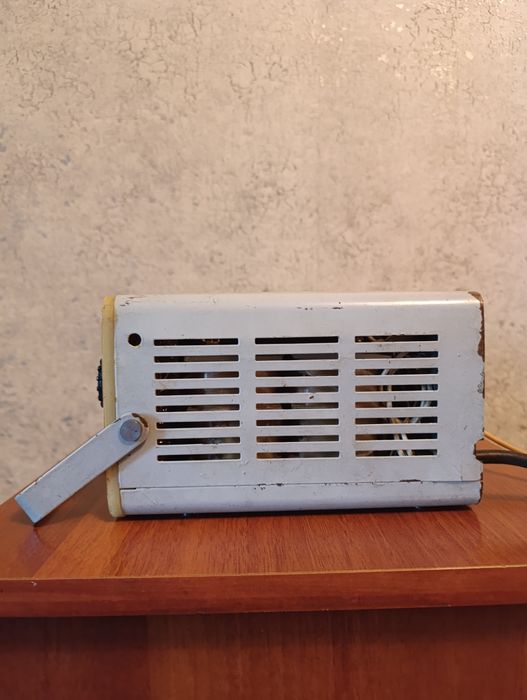 Зарядное устройство