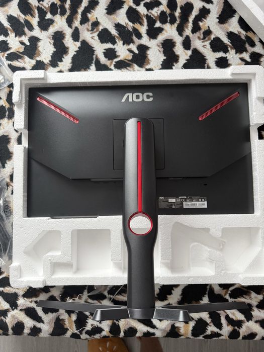 Monitor Gaming AOC 240hz,0.5ms Nou cu eticheta
