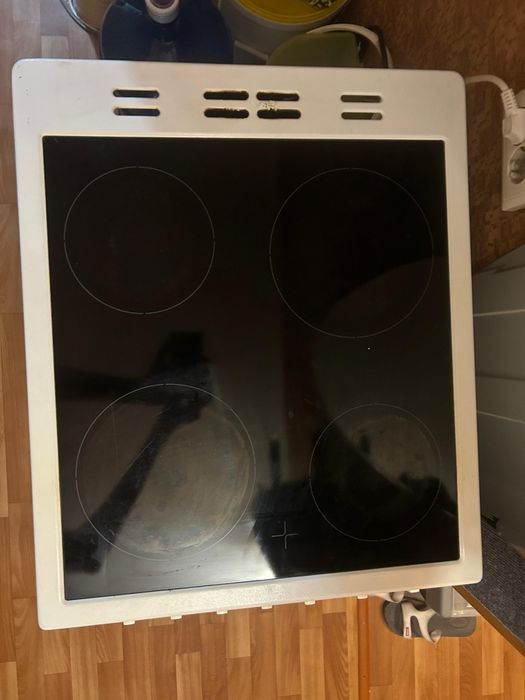 Продам электроплиту