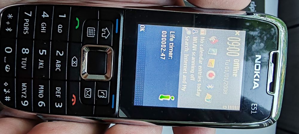 Vand Nokia E 51 Silver