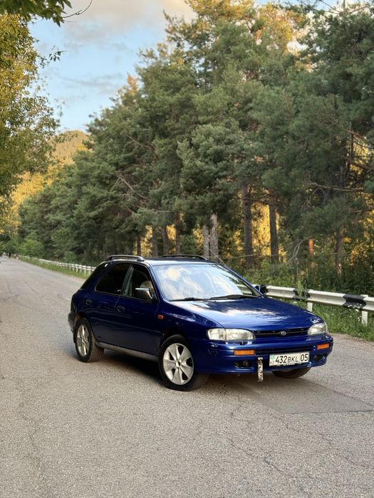 Продам машину subaru impreza  1994