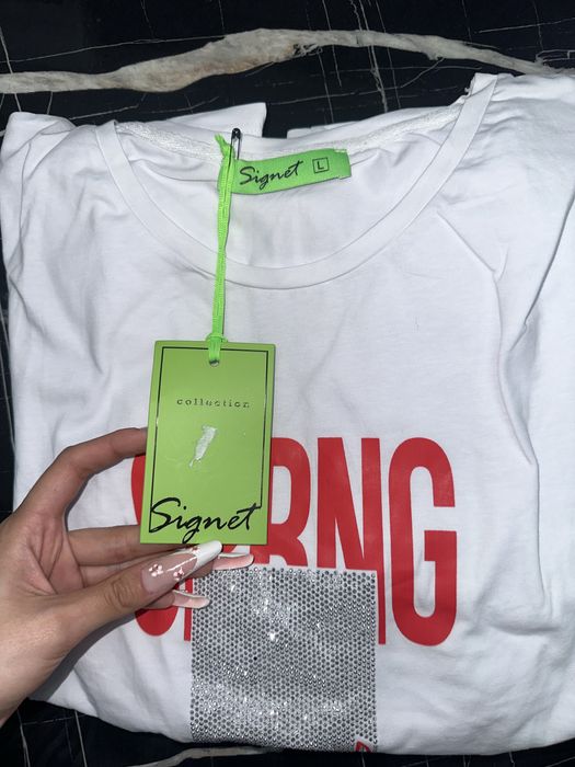 Женский Костюм .