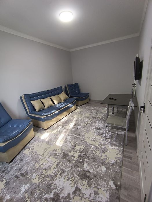 Продам чиланзар 8 одна комнатная.