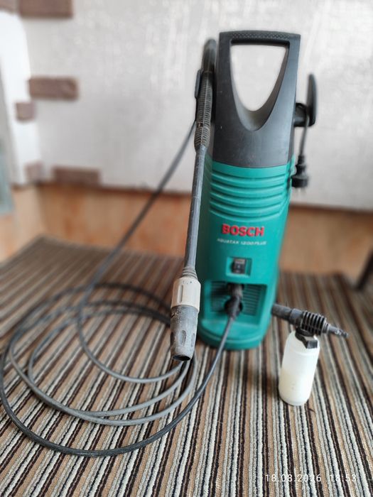 Мойка высокого давления BOSCH