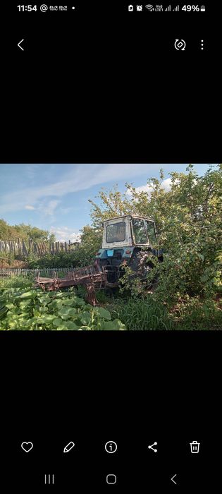 Продам трактор юмз с плугом и запчастями