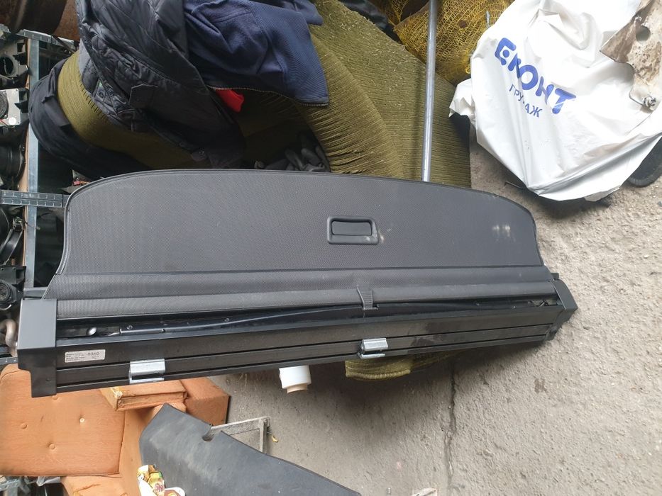 Щора за багажник ауди а4 б7 и б6