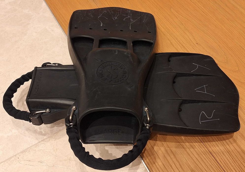 Labe Scuba PRO -Jet Fins LARGE Profesionale pentru ocean si curenti