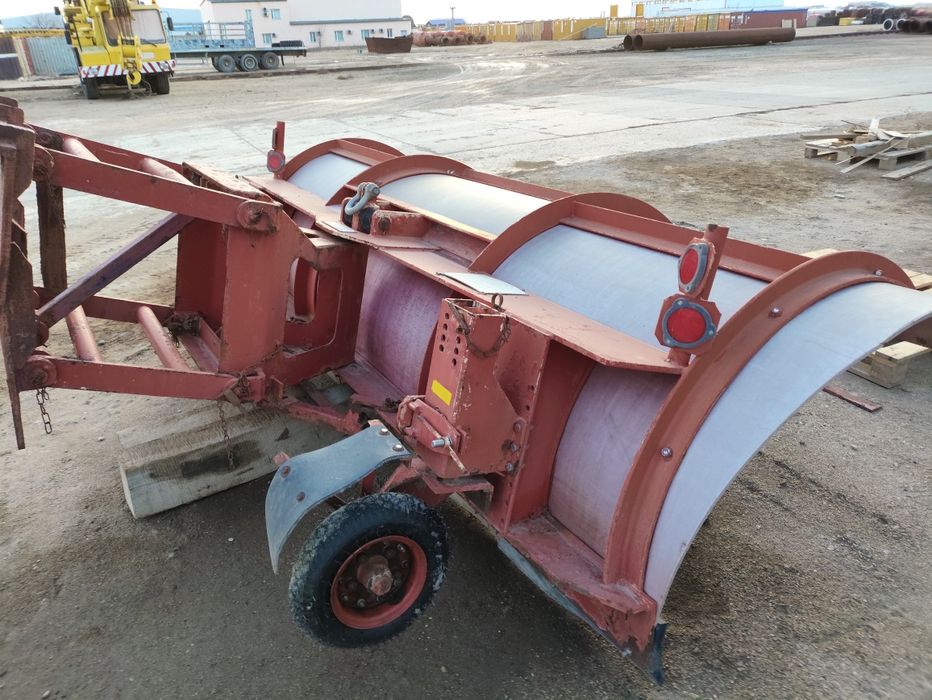 Снегоуборочной ковш