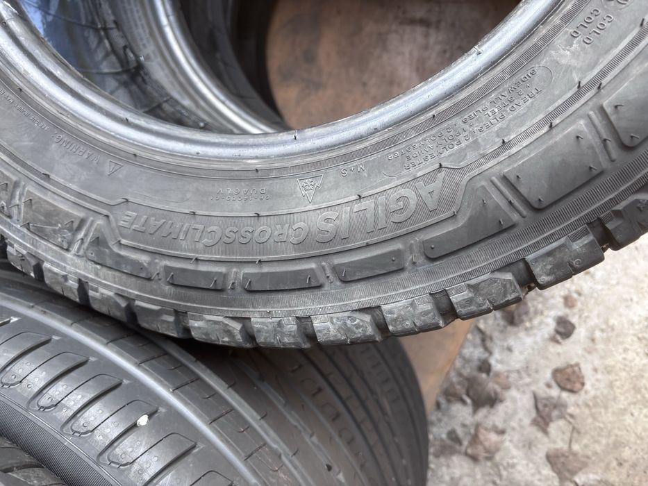 За Бус 215/65/16 Michelin 2 бр 2023