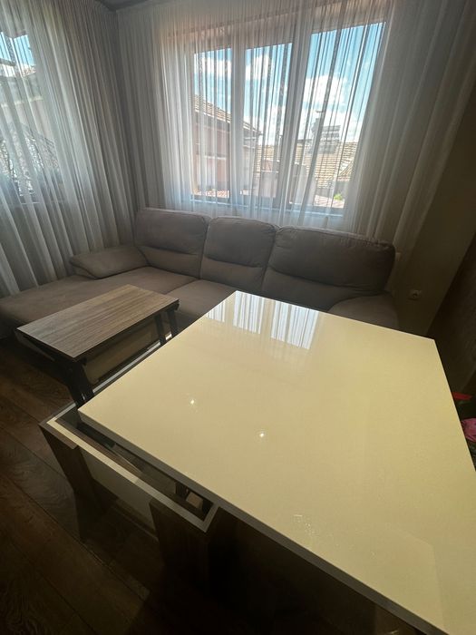 Холна маса с механизъм