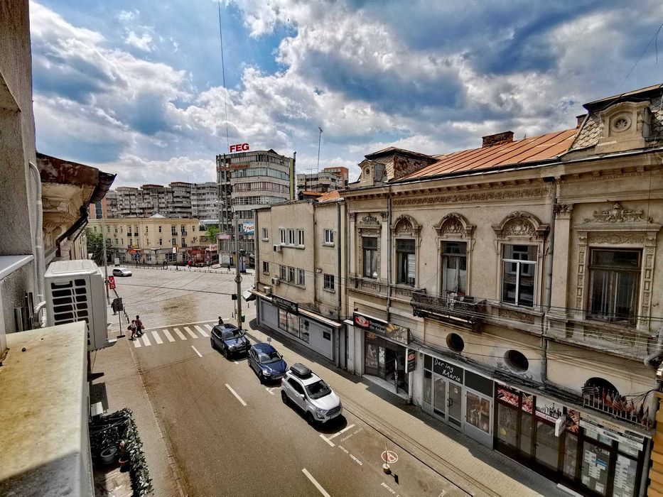 Proprietar, ultracentral apartament 2 camere, bloc Gioconda