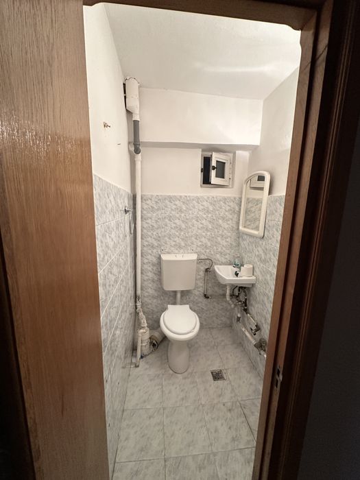 Vand apartament 4 camere zona Episcopiei!