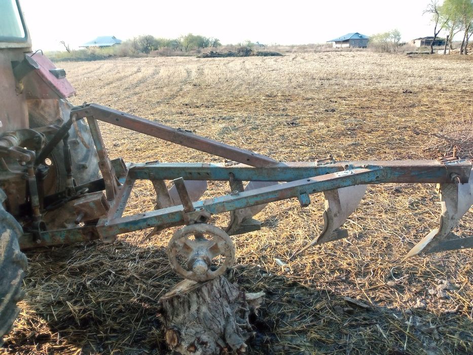 Пулуқ Униаерсол.