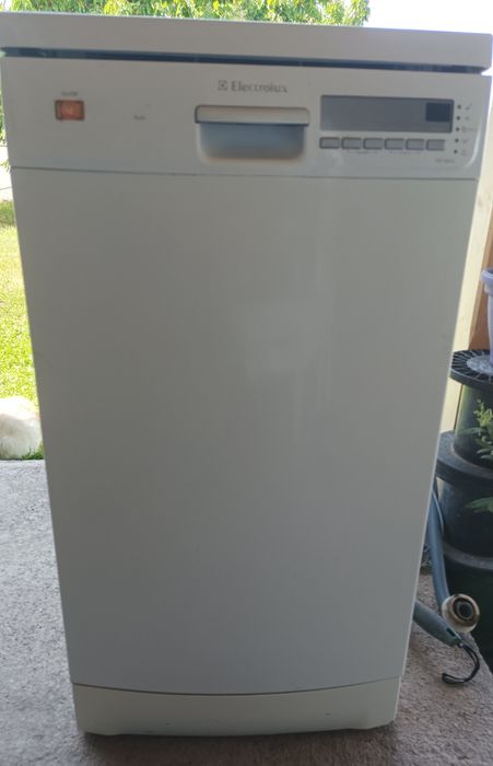 Съдомиялна Electrolux