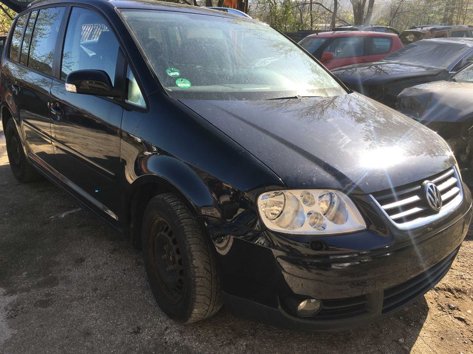 VW Volkswagen Touran 2.0tdi 140 к.с. на части