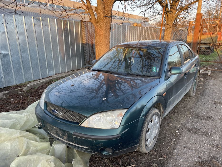 Ford Mondeo 2.0 i на части