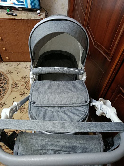 Bolalar kalyaskasi BELECOO