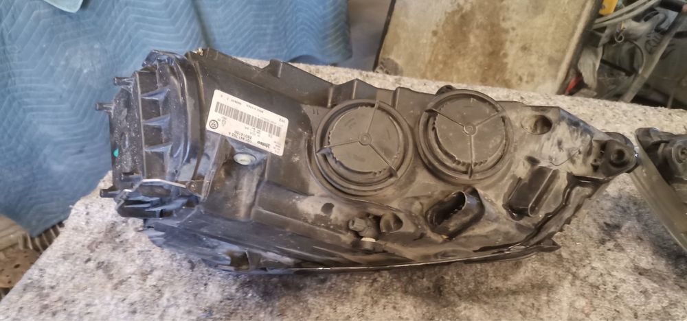 Volkswagen EOS фарове