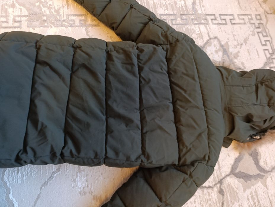 Мужская зимняя куртку.