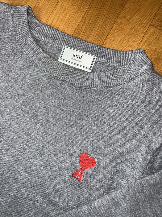 AMI съутшърт S размер