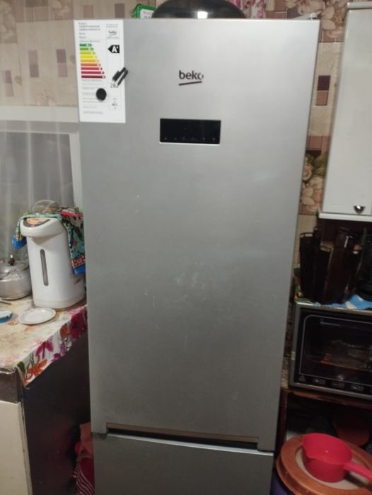 Продам холодильник