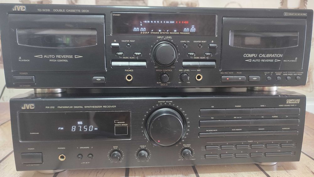 Amplituner JVC, dublu deck JVC.