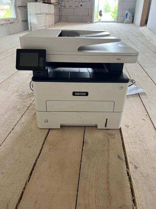 Vand imprimata multifunctionar laser monocrum Xerox b235