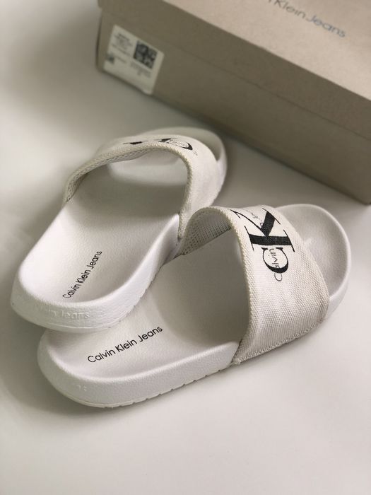Шлепанцы Calvin Klein