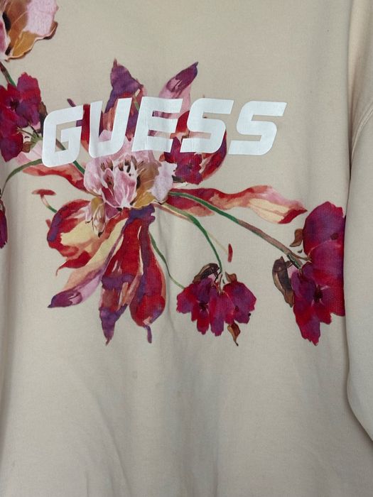 Суитчър с цветна шарка марка Guess