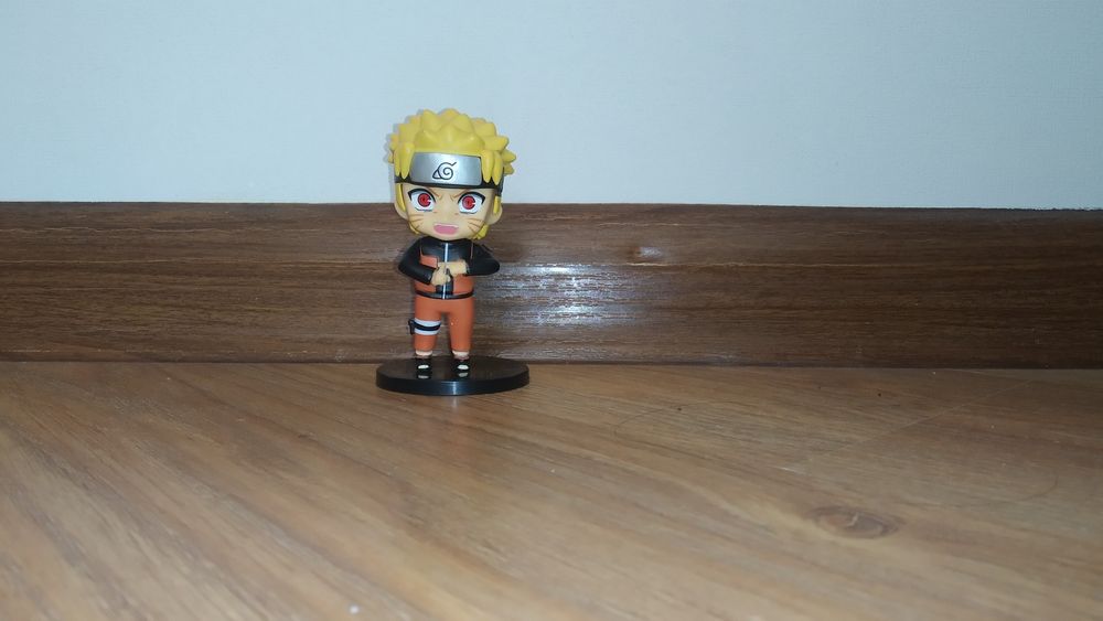 Наруто игрушки 700 тг за одного