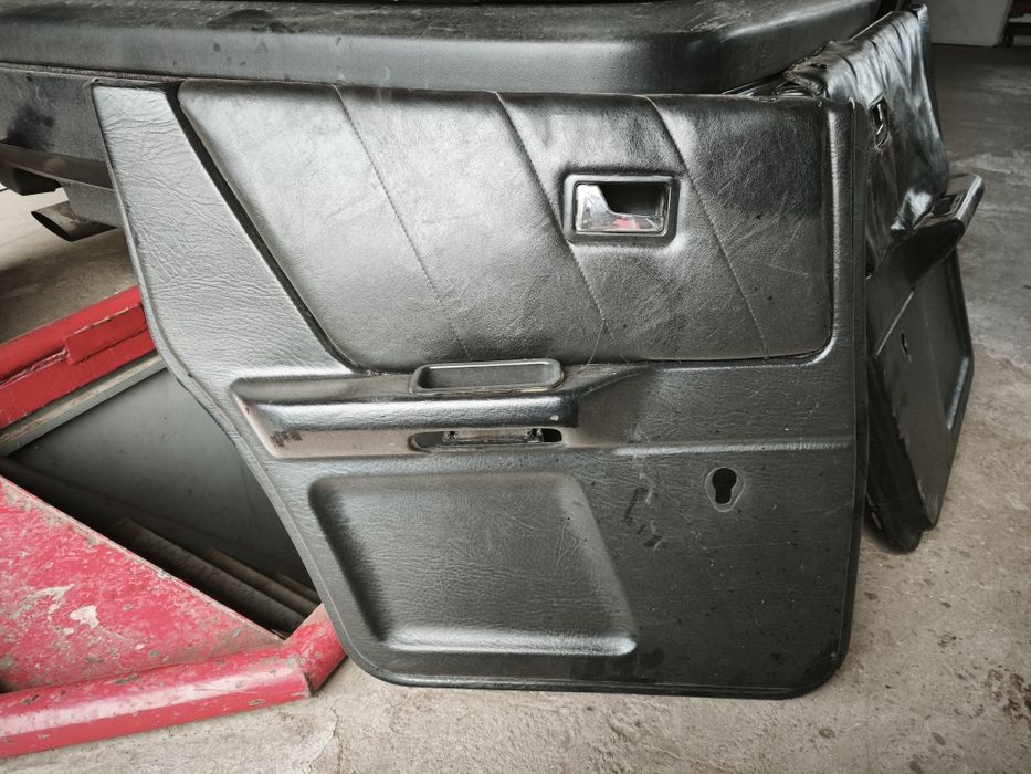 Дверные карты audi 80