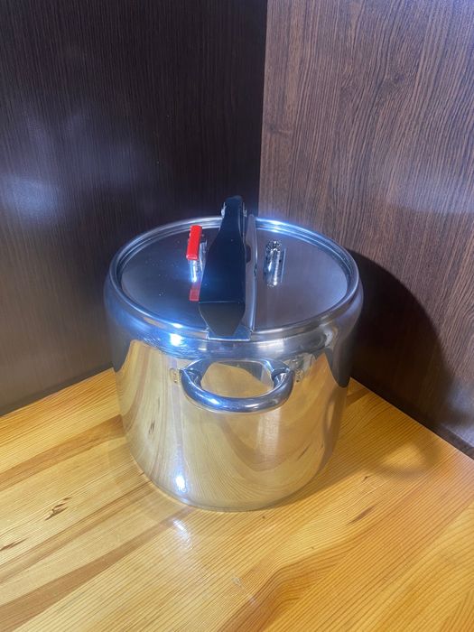 Солинген \ Solingen качествена тенджера под налягане 8 литра модел 4